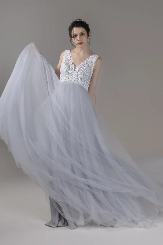 A-Line Chapel Train Lace Tulle Wedding Dress CW2816